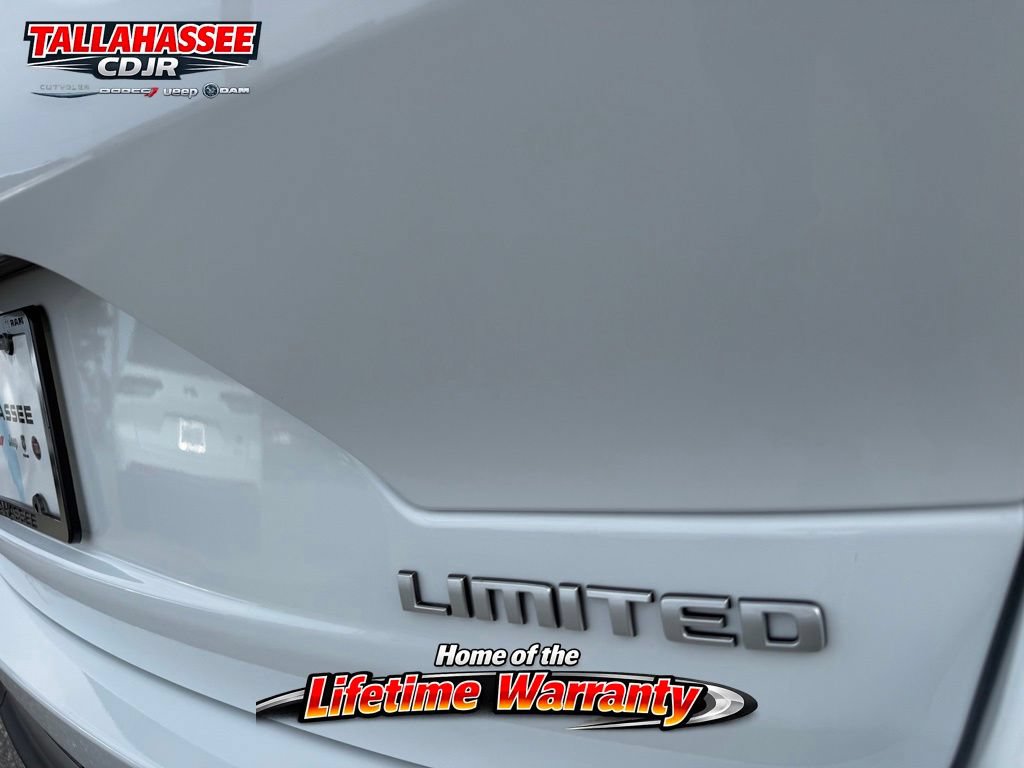 New 2026 Jeep Grand Cherokee Limited RWD image 7