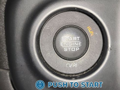 Used 2020 Jeep Wrangler Sport image 19