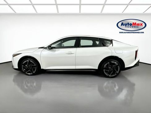 Used 2025 Kia K4 GT-Line w/ GT-Line Premium Package FWD image 9
