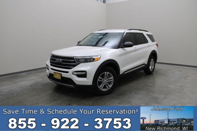 Certified 2024 Ford Explorer XLT w/ Equipment Group 202A AWD/4WD image 1