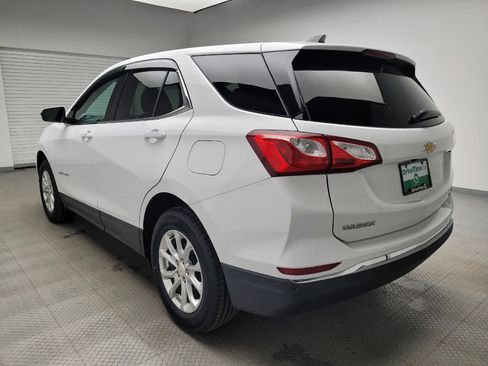 Used 2020 Chevrolet Equinox LT image 3
