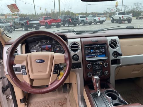 Used 2013 Ford F150 King Ranch w/ King Ranch Chrome Pkg image 7