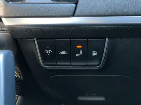 Used 2020 Kia Stinger GT1 AWD/4WD image 24