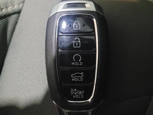 Used 2023 Hyundai Elantra SEL w/ Convenience Package image 32