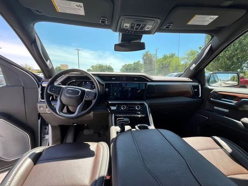 Used 2023 GMC Sierra 1500 Denali AWD/4WD image 13