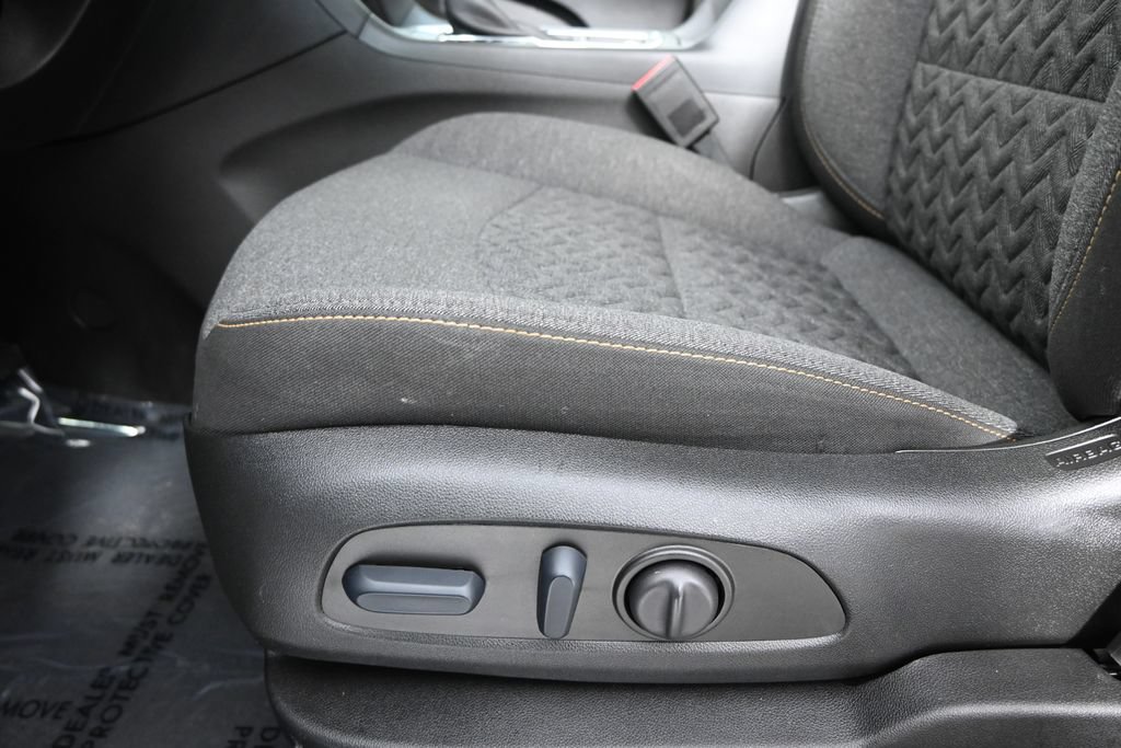 Used 2024 Chevrolet Equinox LT AWD/4WD image 21