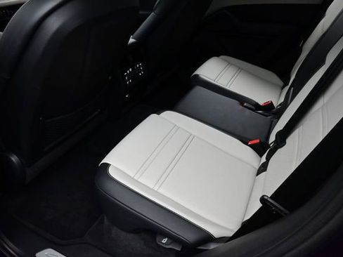 Certified 2024 Porsche Cayenne Coupe AWD/4WD image 15