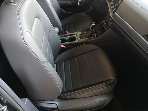 Used 2024 Volkswagen Jetta SE FWD image 19