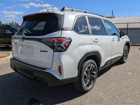 New 2026 Subaru Forester Premium image 6