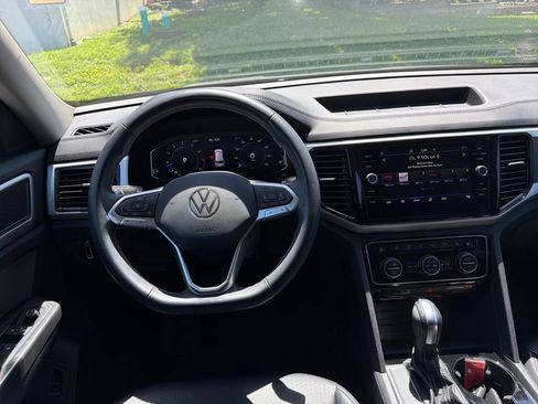 Used 2023 Volkswagen Atlas SE w/ Black Wheel Package FWD image 49