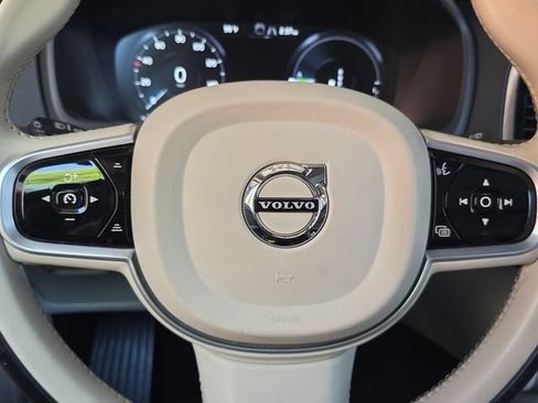 Used 2021 Volvo XC90 T8 Inscription w/ Advanced Package AWD/4WD image 25