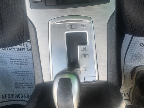 Used 2011 Subaru Legacy 2.5i Premium image 17