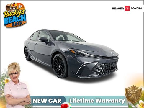 New 2026 Toyota Camry SE FWD image 1