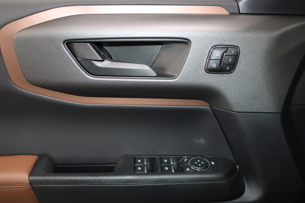 New 2026 Ford Bronco Sport Outer Banks w/ Outer Banks Tech Package+ AWD/4WD image 37