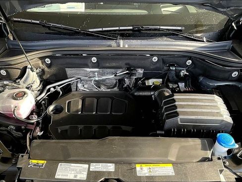 New 2026 Volkswagen Atlas SEL Premium R-Line image 9