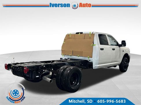 New 2026 RAM 3500 Tradesman image 7