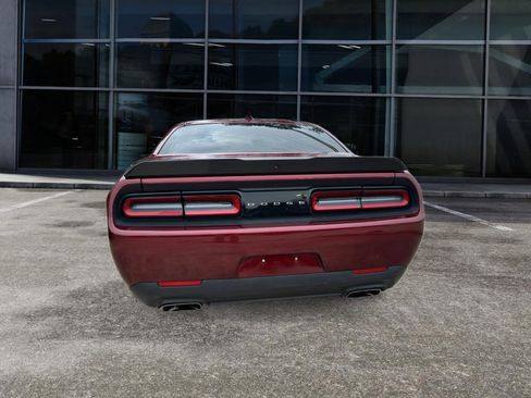 Used 2022 Dodge Challenger R/T Scat Pack w/ Dynamics Package RWD image 7