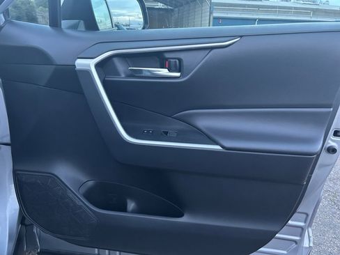 Used 2024 Toyota RAV4 XLE w/ Convenience Package image 25