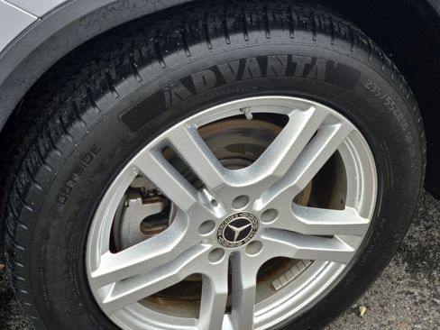 Used 2023 Mercedes-Benz GLA 250 4MATIC image 4