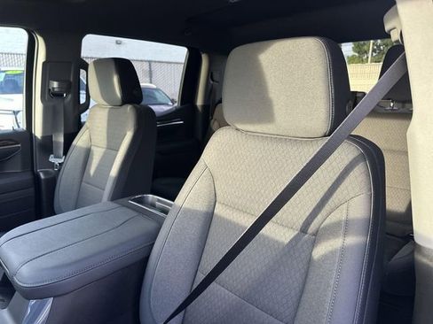 New 2026 GMC Sierra 1500 Elevation w/ LPO, Elevation Black Package image 23