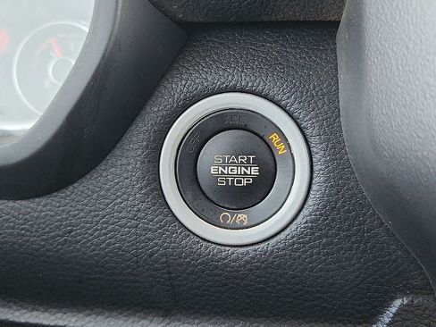 Used 2023 RAM 1500 Laramie AWD/4WD image 20