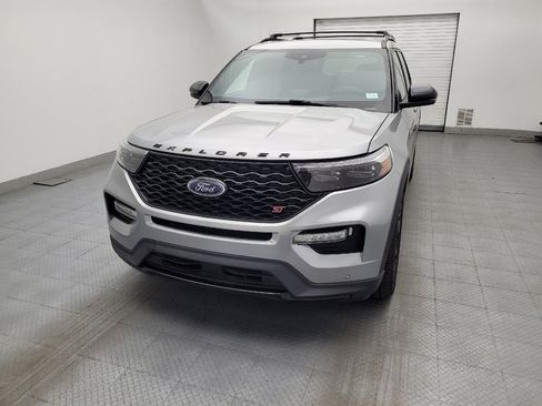 Used 2020 Ford Explorer ST w/ ST Street Pack image 15