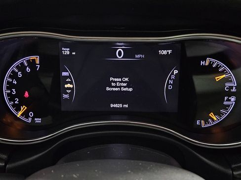 Used 2020 Jeep Grand Cherokee Altitude RWD image 10