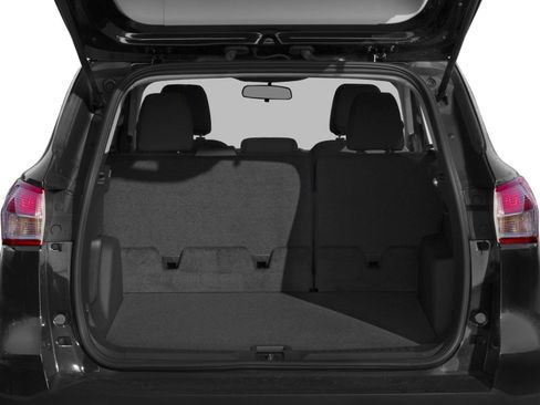 Used 2016 Ford Escape SE w/ Equipment Group 201A FWD image 6