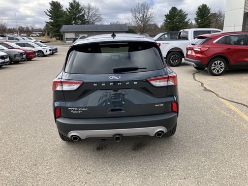 Used 2022 Ford Escape Titanium w/ Class II Trailer Tow Package AWD/4WD image 7