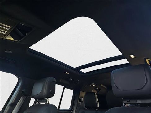 New 2024 Land Rover Defender 130 Outbound image 28