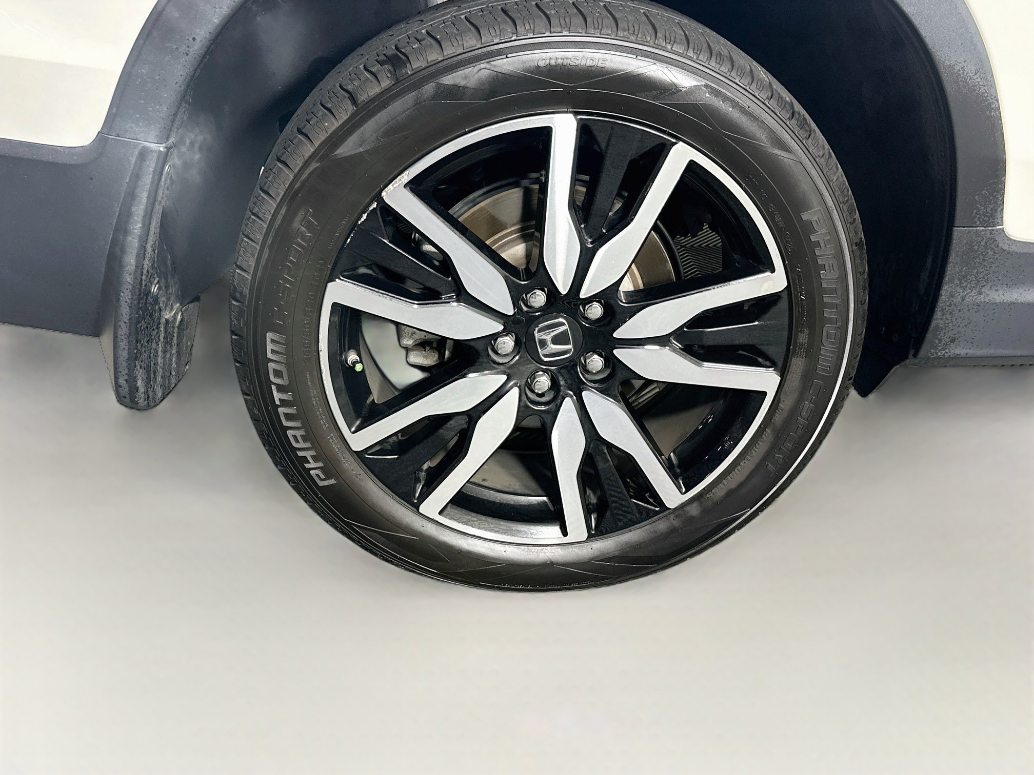 Used 2019 Honda Pilot Elite image 11