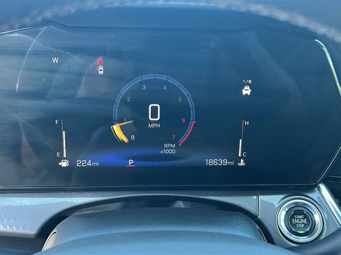 Used 2025 Chevrolet Trax ACTIV w/ Driver Confidence Package FWD image 21