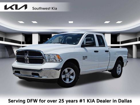 Used 2024 RAM 1500 Classic SLT RWD image 1