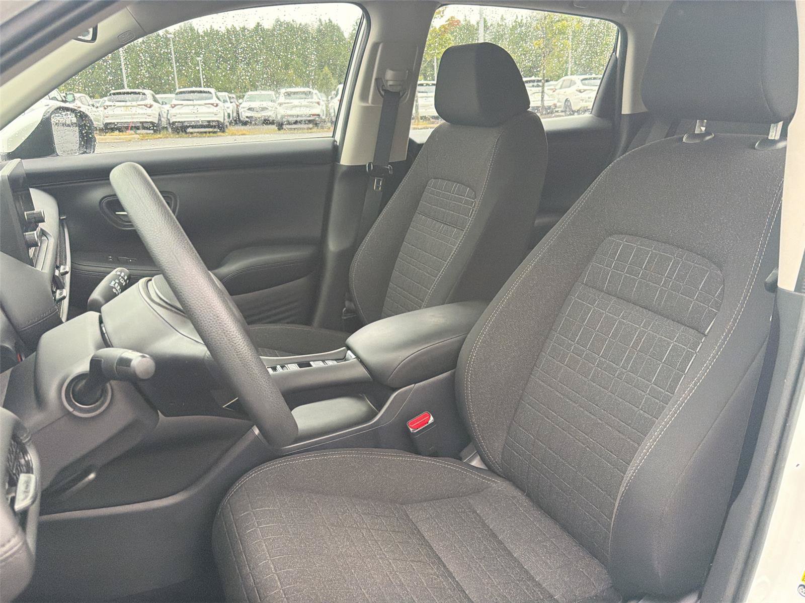 Certified 2024 Honda HR-V LX image 23