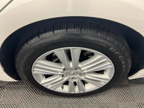Used 2015 Lexus ES 350 w/ Premium Package image 37