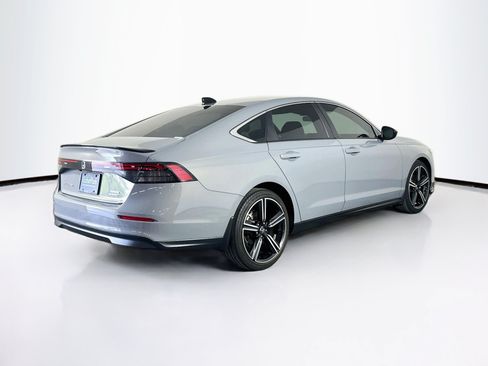 Used 2024 Honda Accord Sport image 9
