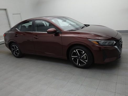 Used 2025 Nissan Sentra SV FWD image 11
