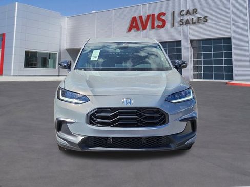 Used 2025 Honda HR-V Sport image 2