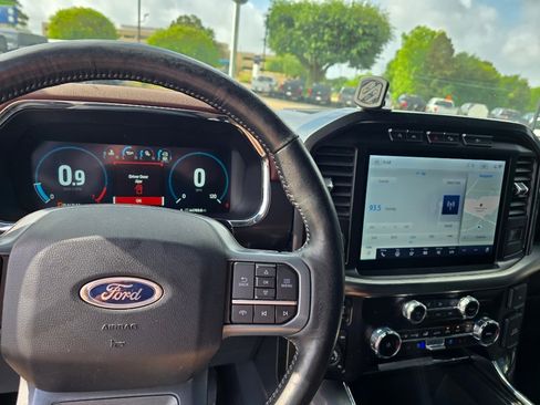 Used 2023 Ford F150 Lariat image 9