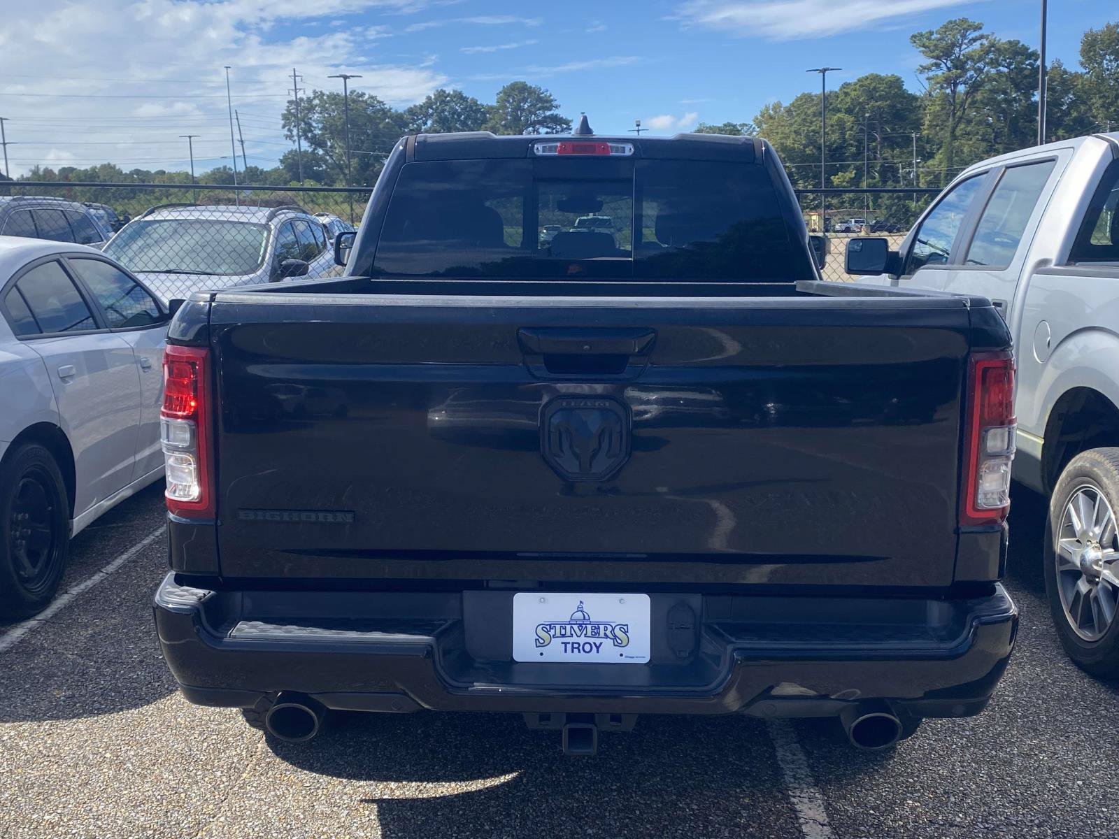 Used 2022 RAM 1500 Big Horn w/ Night Edition RWD image 5