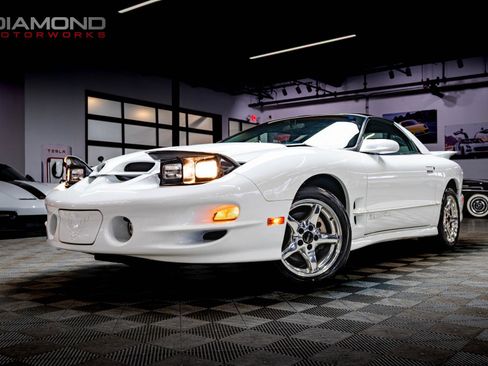 Used 2000 Pontiac Firebird Formula image 1