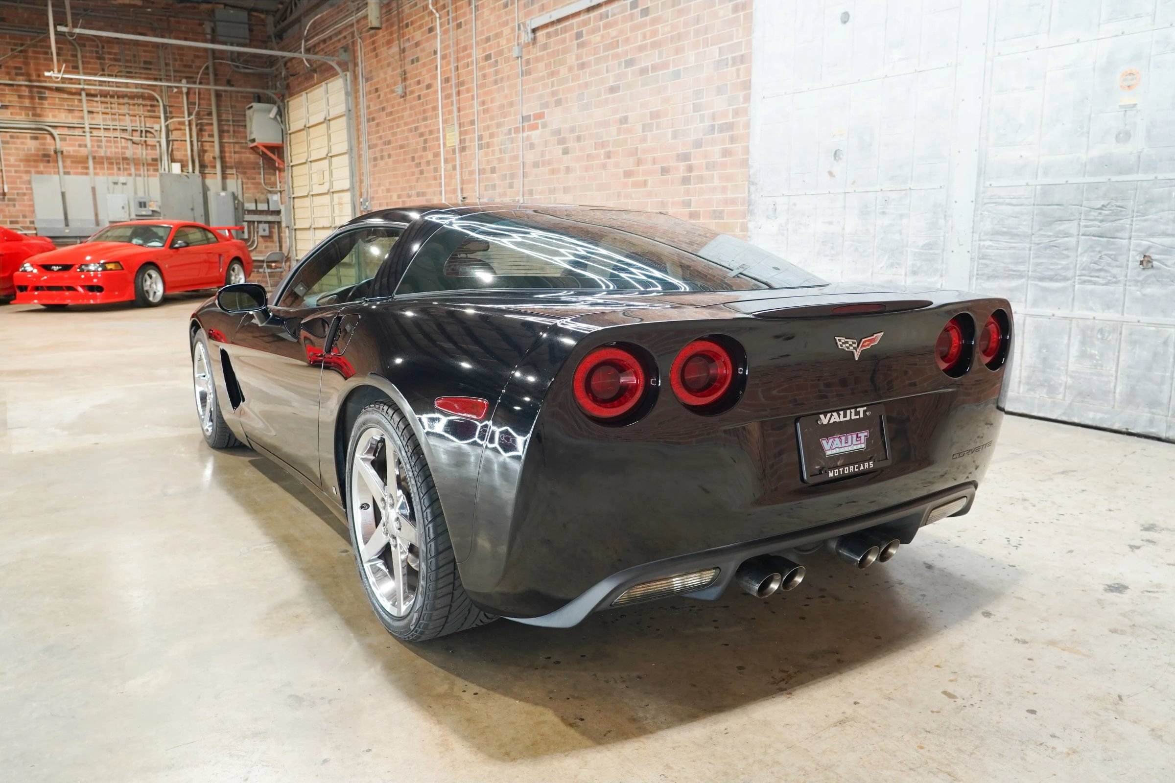 Used 2007 Chevrolet Corvette Coupe w/ Preferred Equipment Group RWD image 10