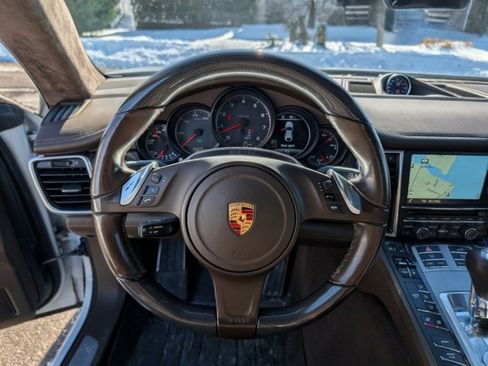 Used 2016 Porsche Panamera GTS AWD/4WD image 18