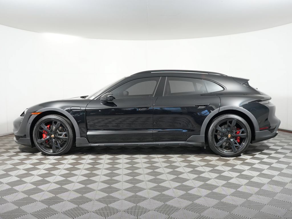 Certified 2024 Porsche Taycan 4S AWD/4WD image 2