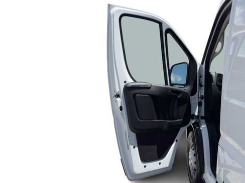 Used 2023 RAM ProMaster 2500 FWD image 11