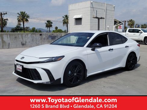 Certified 2026 Toyota Camry XLE w/ Convenience Package image 1