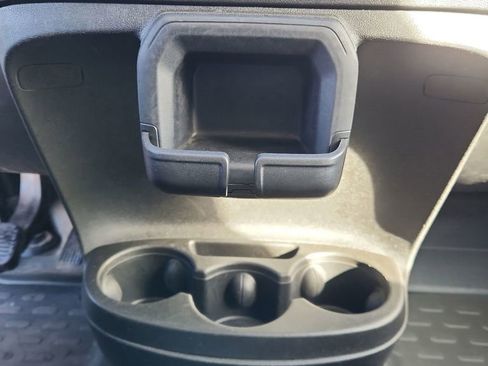 Used 2025 RAM ProMaster 2500 w/ Convenience Group image 25