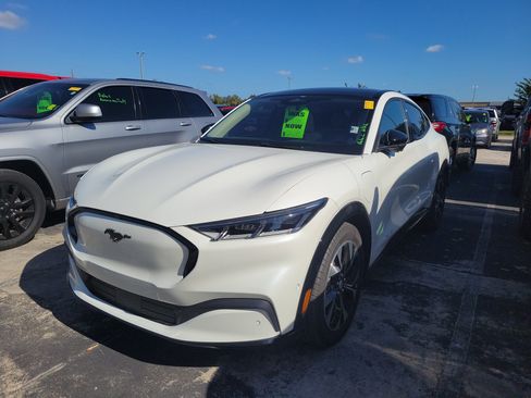 Used 2023 Ford Mustang Mach-E Premium image 3