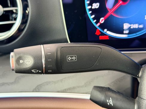 Used 2023 Mercedes-Benz E 350 Sedan image 27