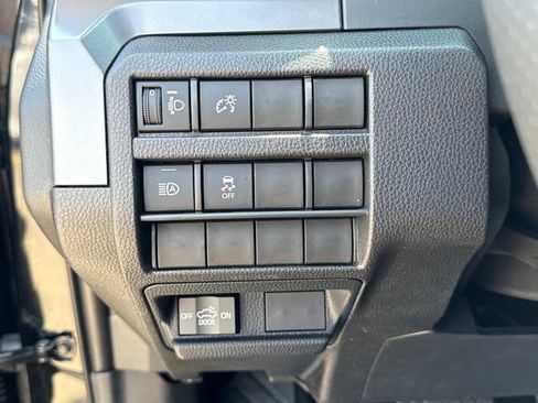 Used 2026 Toyota Tacoma SR5 w/ SR5 Upgrade Package AWD/4WD image 27